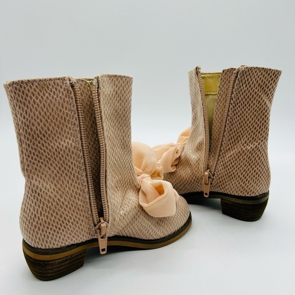 JOYFOLIE TODDLER BLUSH COLORED WREN BOOTIES WITH SIDE ZIPPER SIZE 5 - Picture 8 of 13